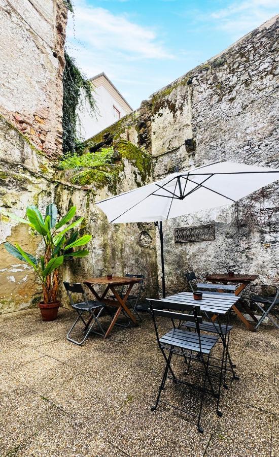 Se Velha Suites Coimbra Kültér fotó