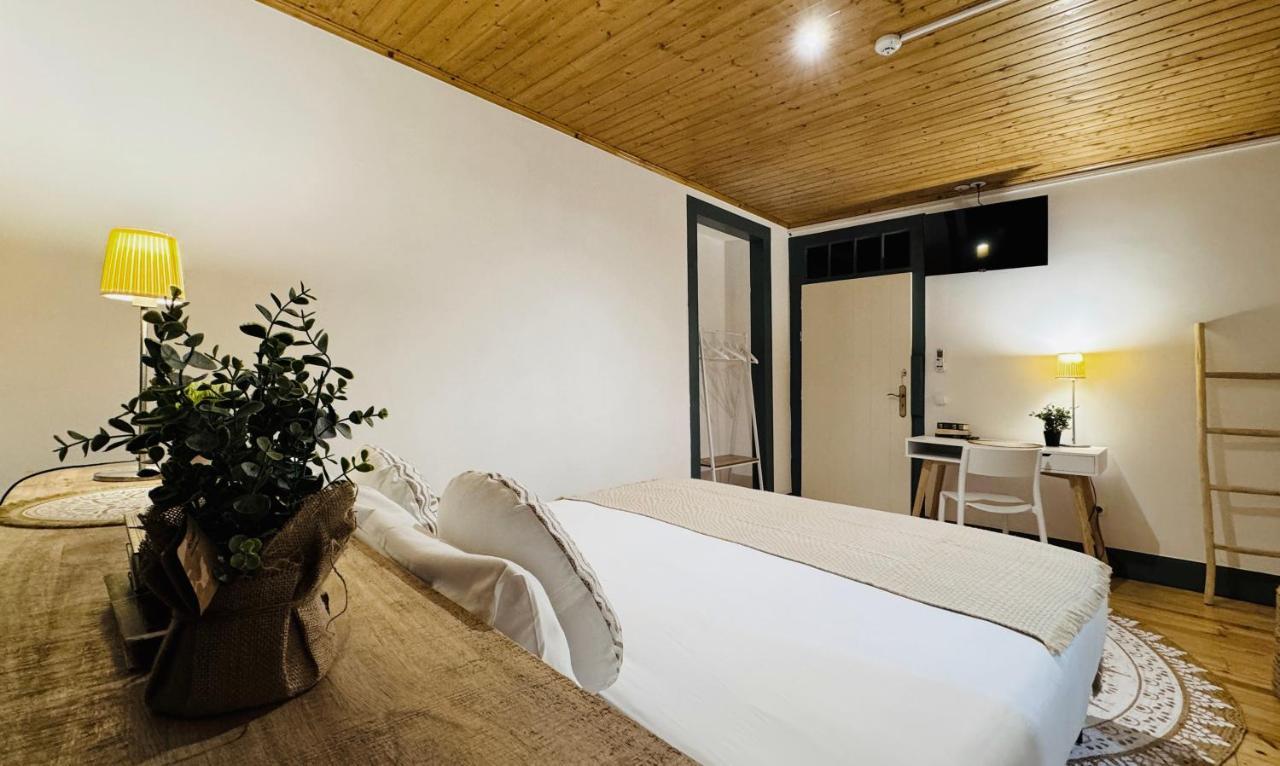 Se Velha Suites Coimbra Kültér fotó